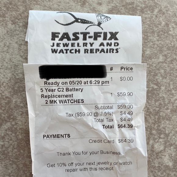 Michael Kors Gold Watch - Picture 15 of 16